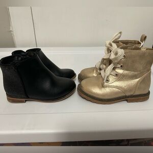 Bundle of two Cat & Jack Toddler boots size 7 great condition